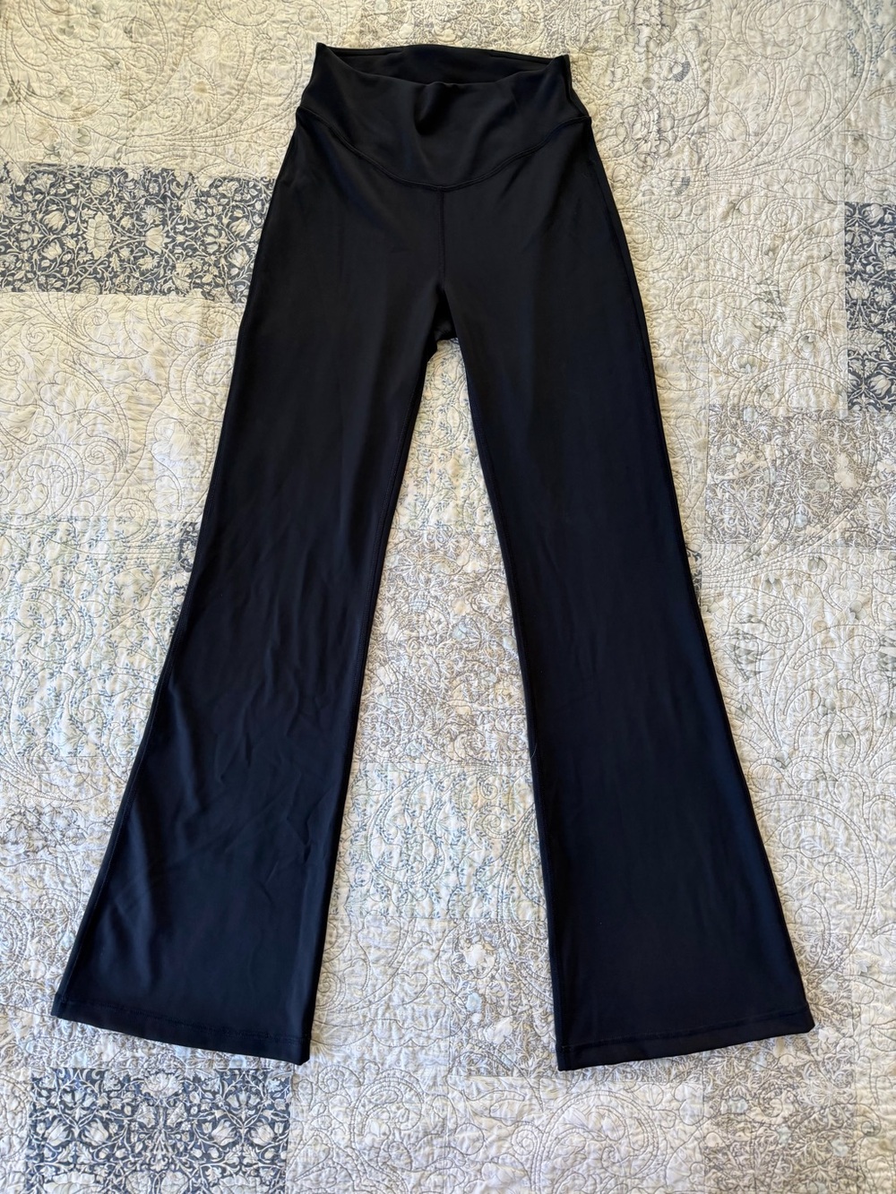 Lululemon Black SmoothCover High Rise Flared Yoga Pants Size 6⁠
